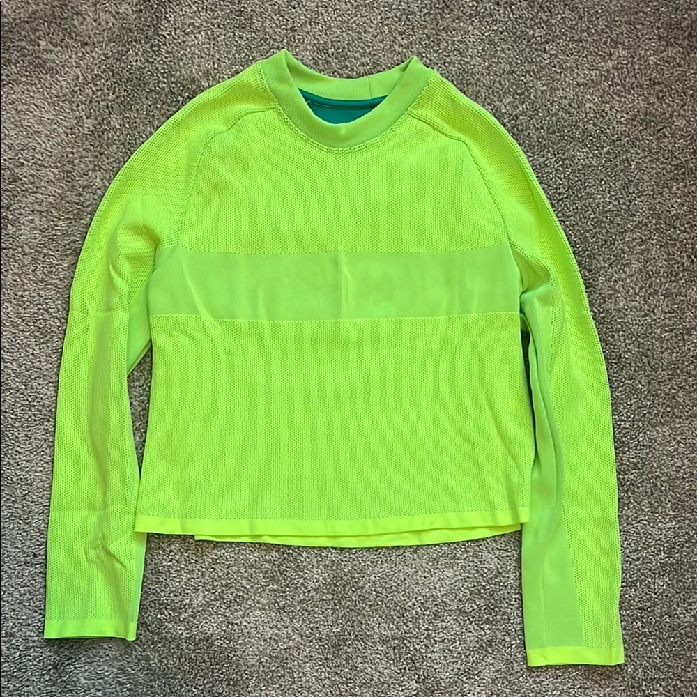 Athleta Neon Green Long Sleeve Top